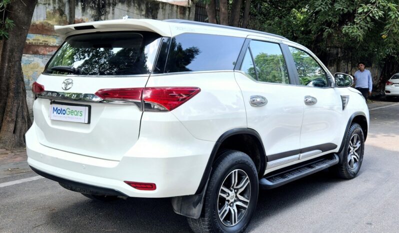 
								Certified Used Toyota Fortuner 2.8 4X2 MT full									