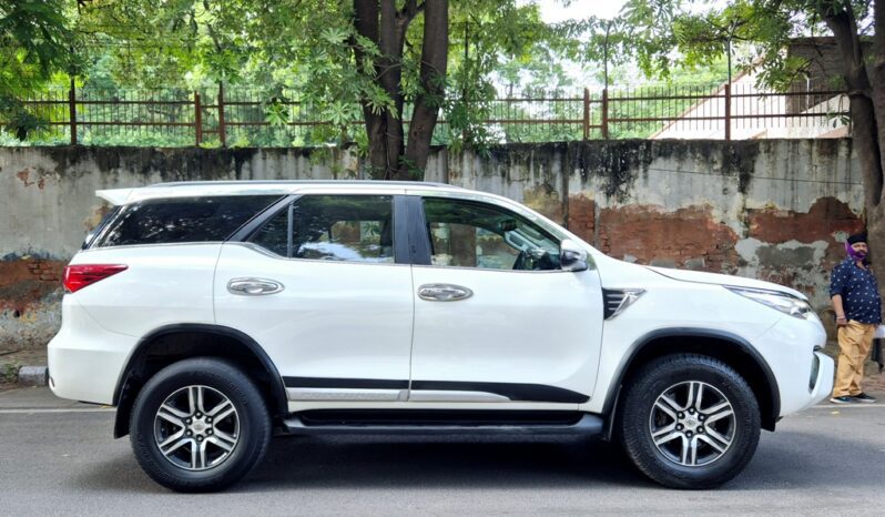 
								Certified Used Toyota Fortuner 2.8 4X2 MT full									