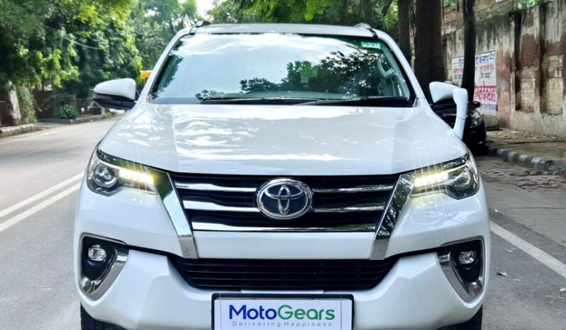 
								Certified Used Toyota Fortuner 2.8 4X2 MT full									