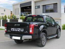 
										Certified Used Isuzu D MAX 4X4 V CROSS full									