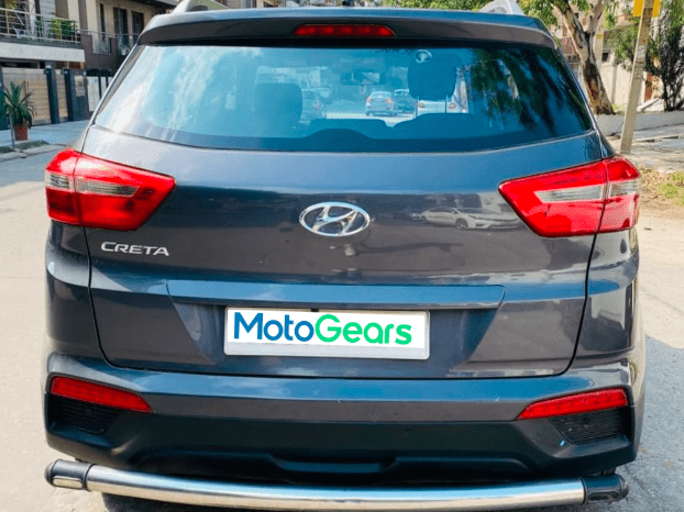 
								Hyundai Creta 1.6 E+ Petrol full									