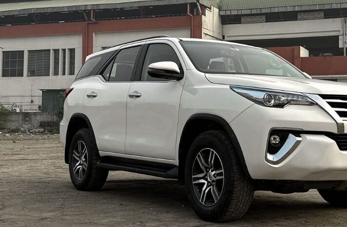 
								Certified Used Toyota Fortuner 2.7 4X2 MT full									