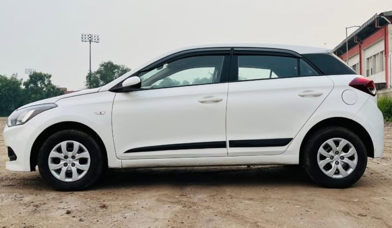 
								Certified Used Hyundai i20 MAGNA 1.2 full									