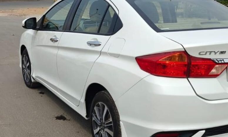 
								Certified Used Honda City V I-VTEC full									