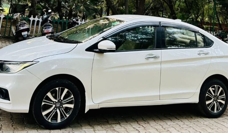 
								Certified Used Honda City 1.5 V AT full									