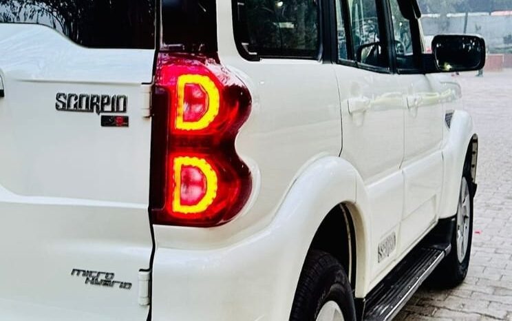 
								Mahindra Scorpio S9 full									