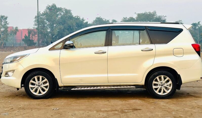 
								Toyota Innova Crysta 2.8 Z 7 STR AT full									