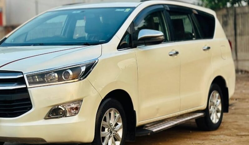 
								Toyota Innova Crysta 2.8 Z 7 STR AT full									