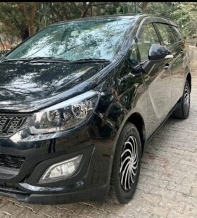 Mahindra Marazzo 8 STR M4