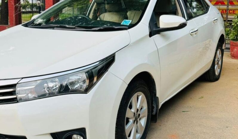 
								Toyota Corolla Altis 1.8 G full									