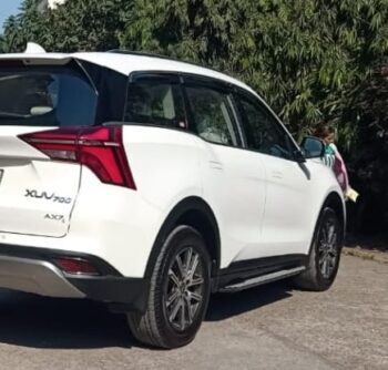 Mahindra XUV700 AX 7 Diesel AT 7 STR