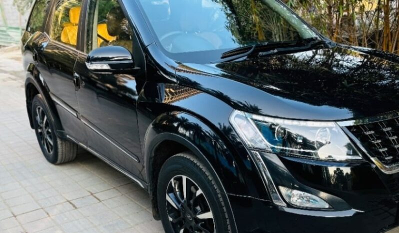 
								Mahindra XUV500 W11 full									