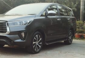 Toyota Innova Crysta 2.4 ZX 7 STR