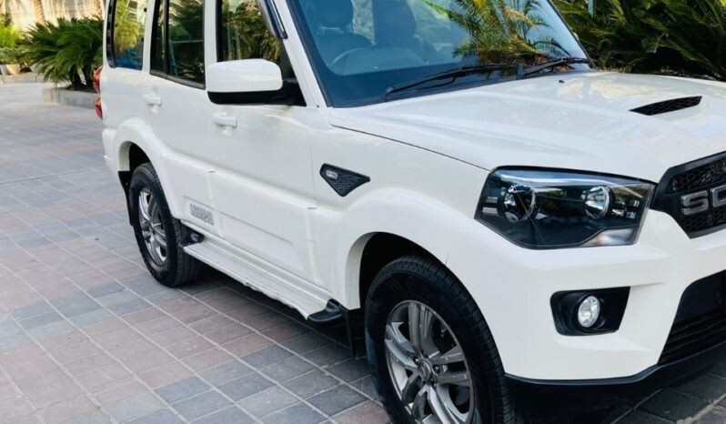 
								Mahindra Scorpio S5 full									