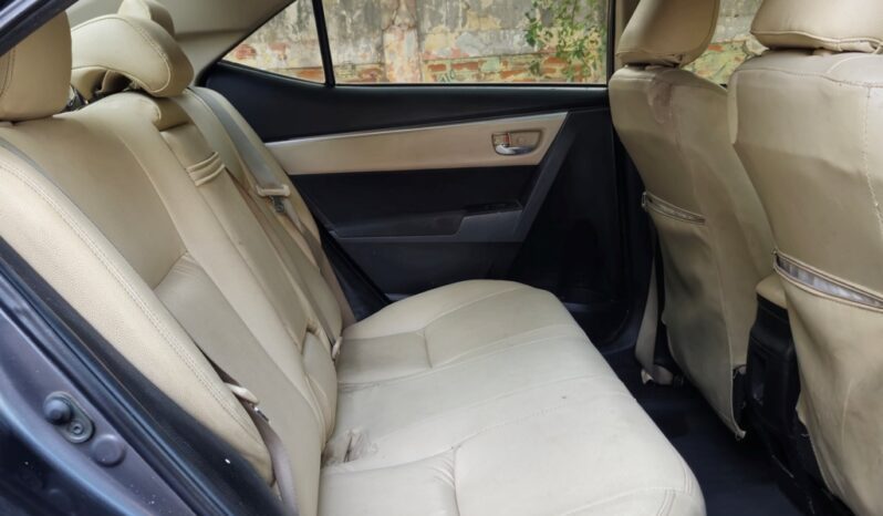 
								Toyota Corolla Altis 1.8 G AT full									