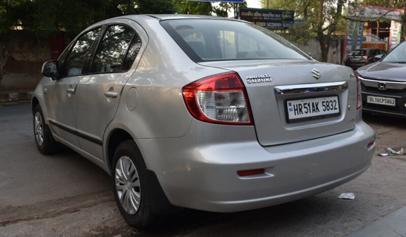 
								Maruti Suzuki SX4 VXI full									