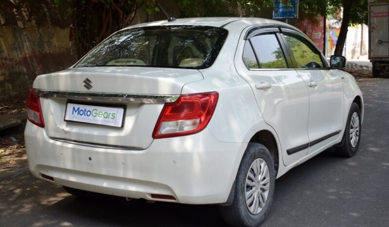 
								Maruti Suzuki Dzire VXI full									