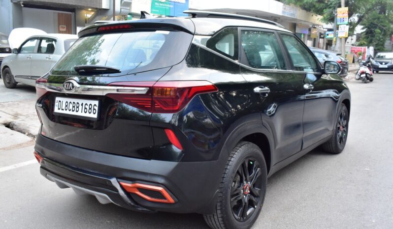 
								Kia Seltos HTX IVT 1.5 PETROL full									