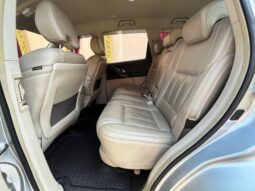 
										Mahindra XUV500 W8 full									